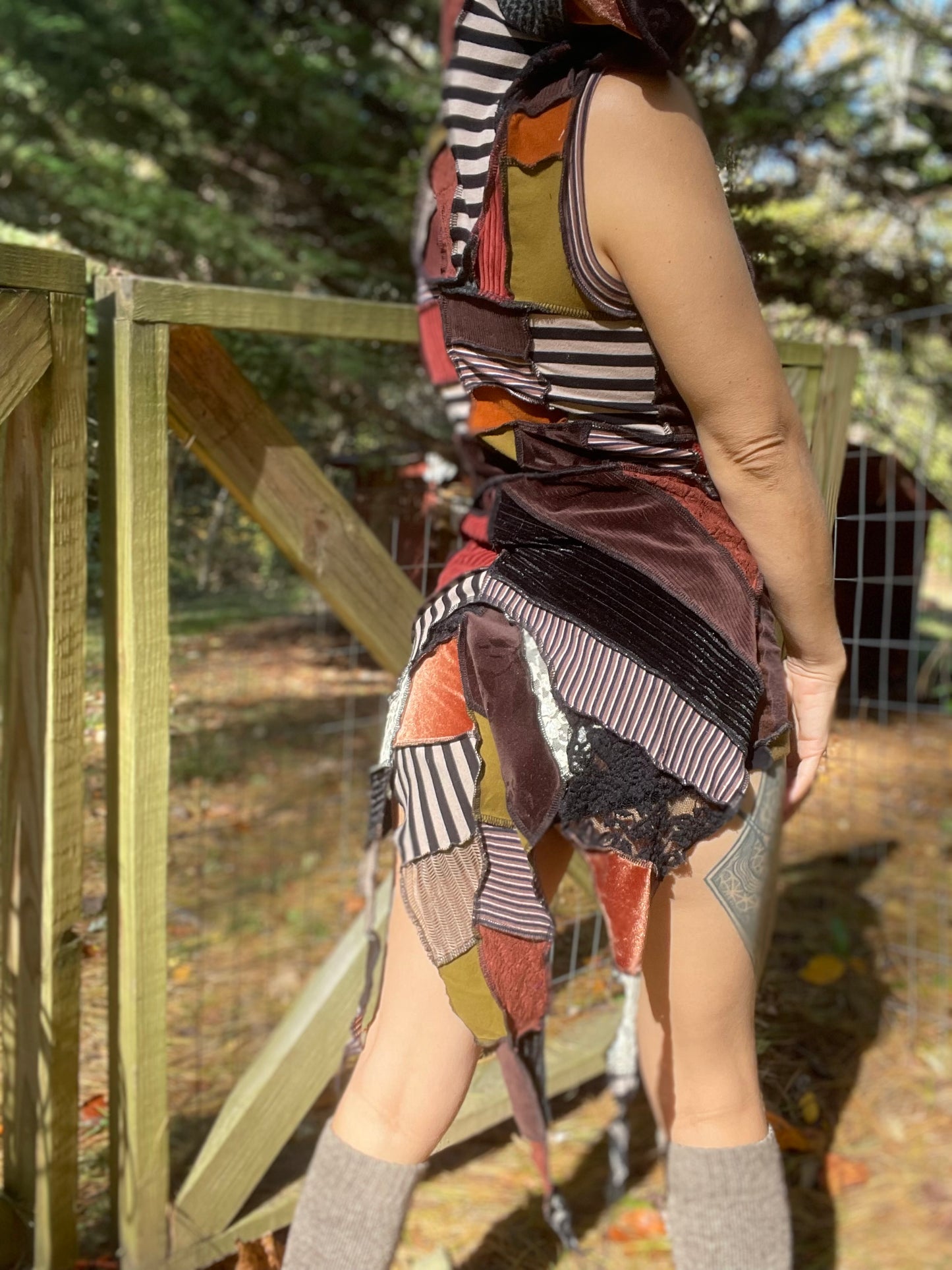 Burning Hearts Hooded Elf Vest ~