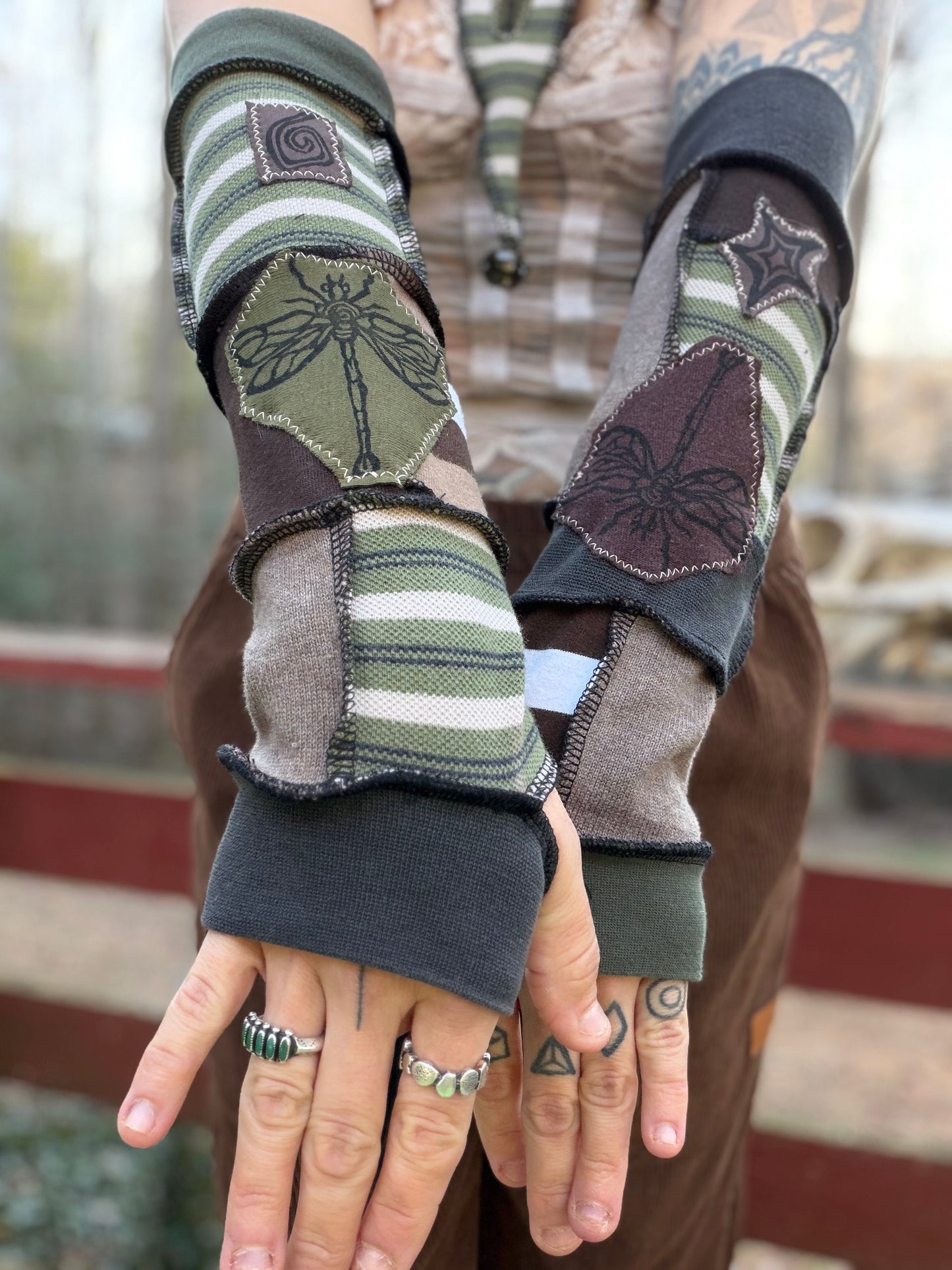 Blooming Fern Arm Warmers