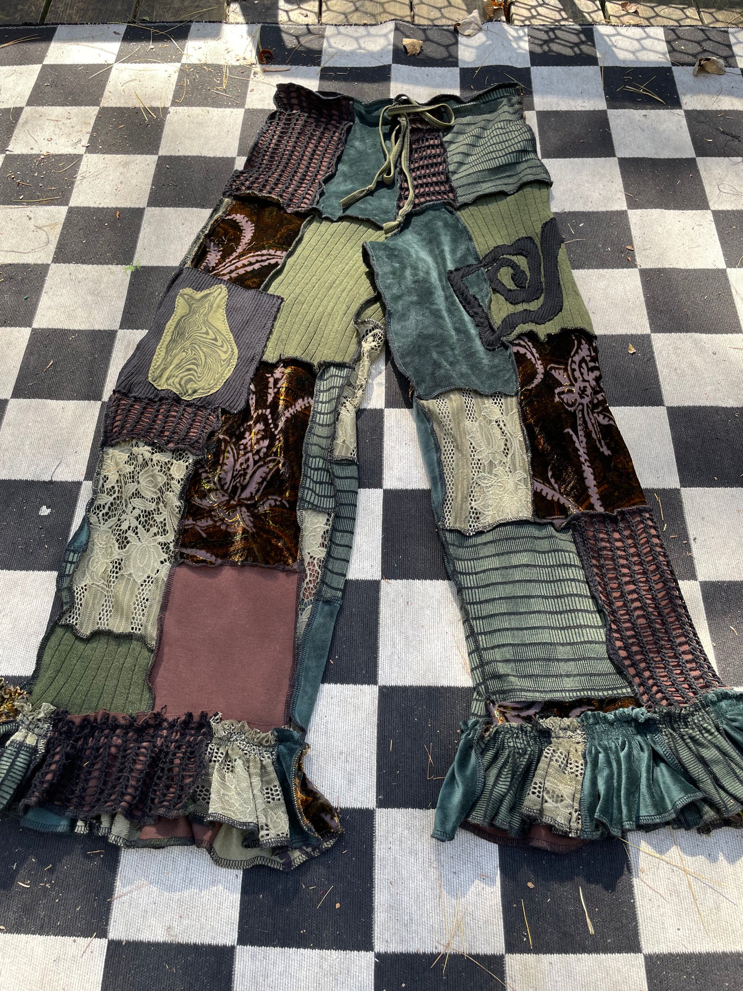 Cool Collection Ruffle Pants