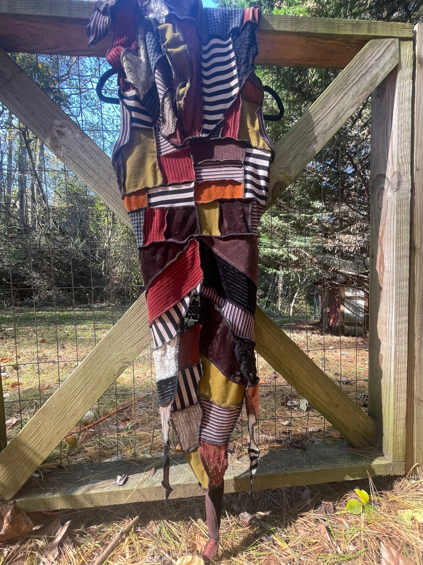 Burning Hearts Hooded Elf Vest ~