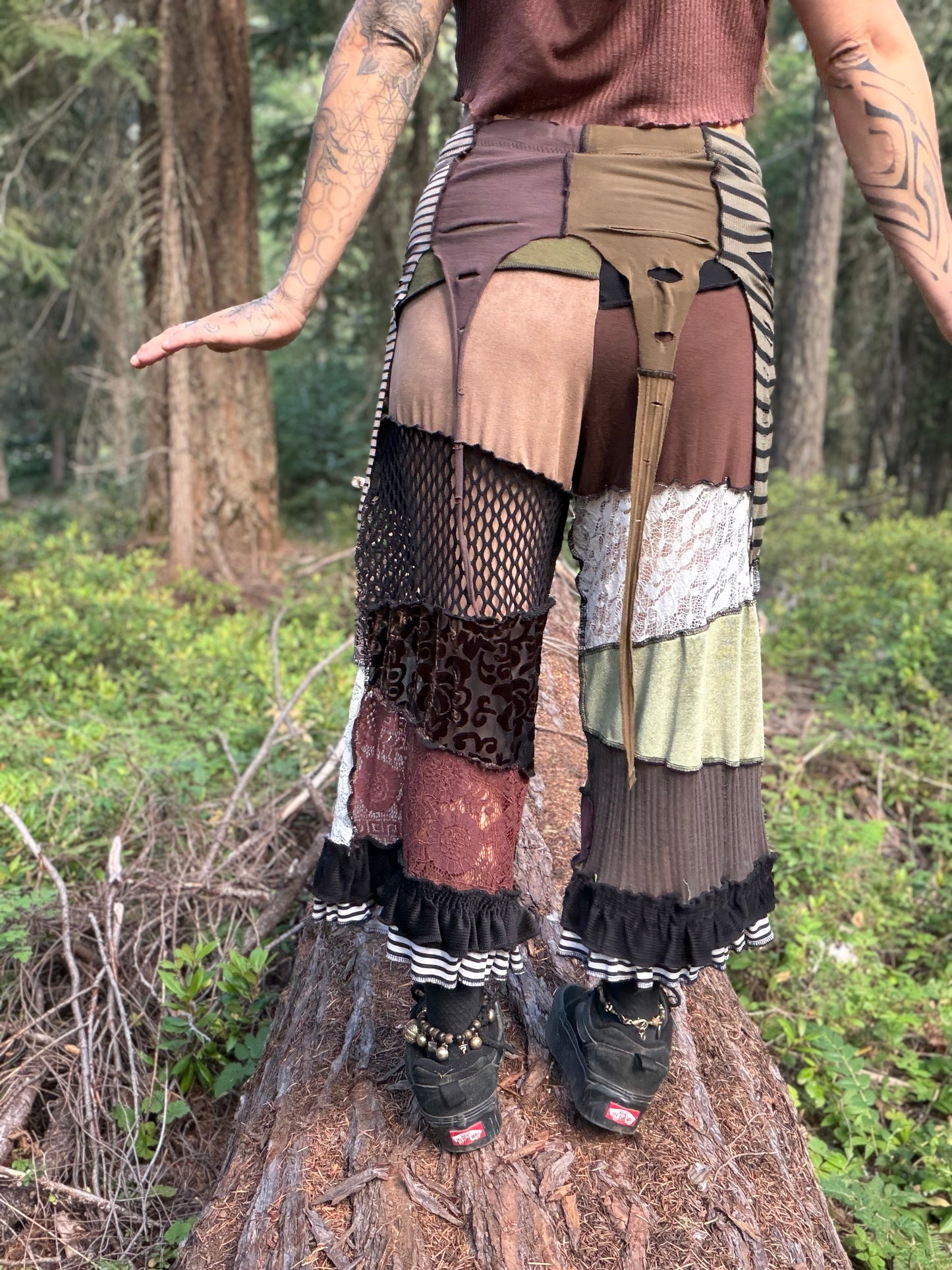 Earthy Lace Tendril Pants