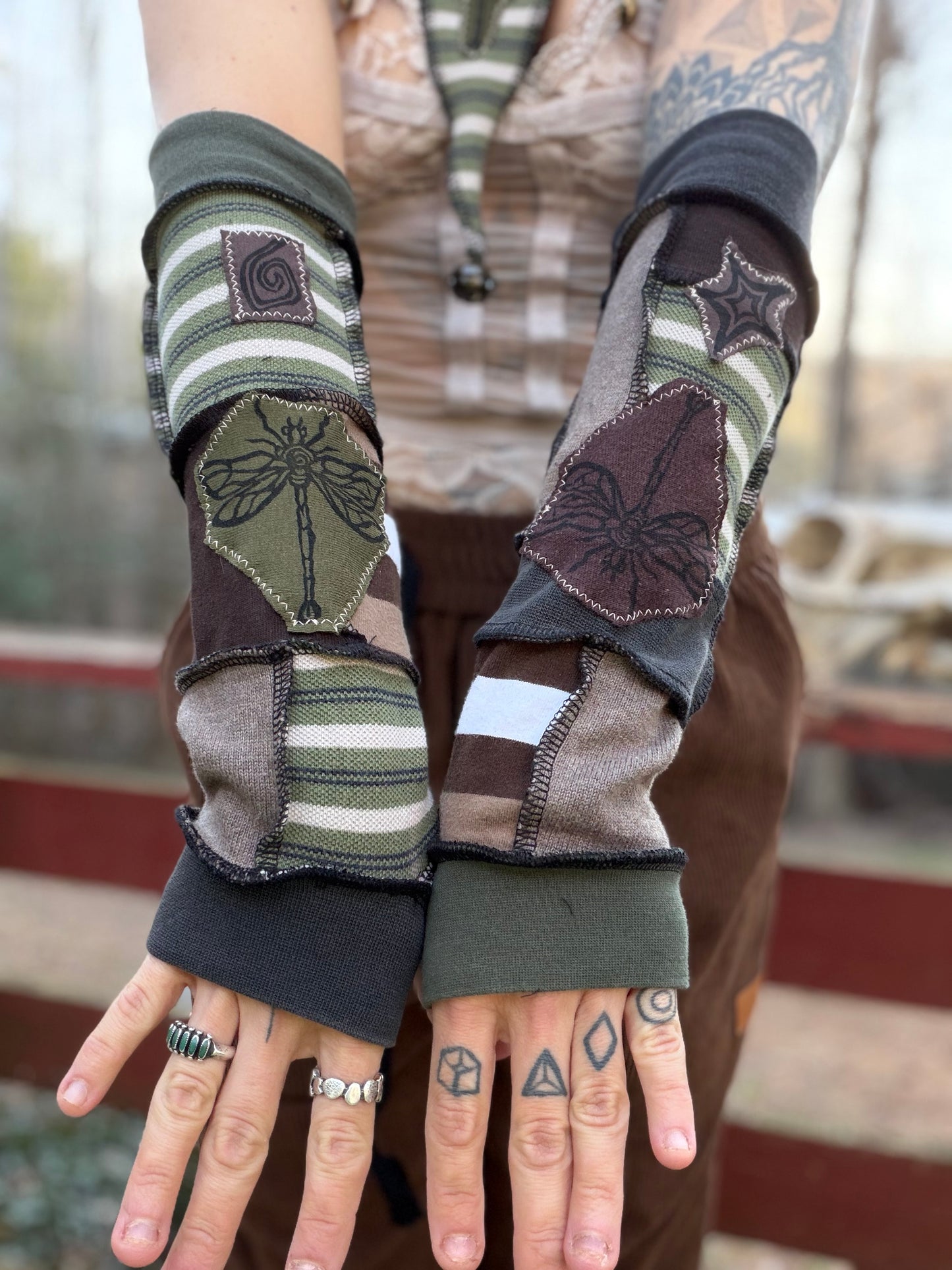 Blooming Fern Arm Warmers