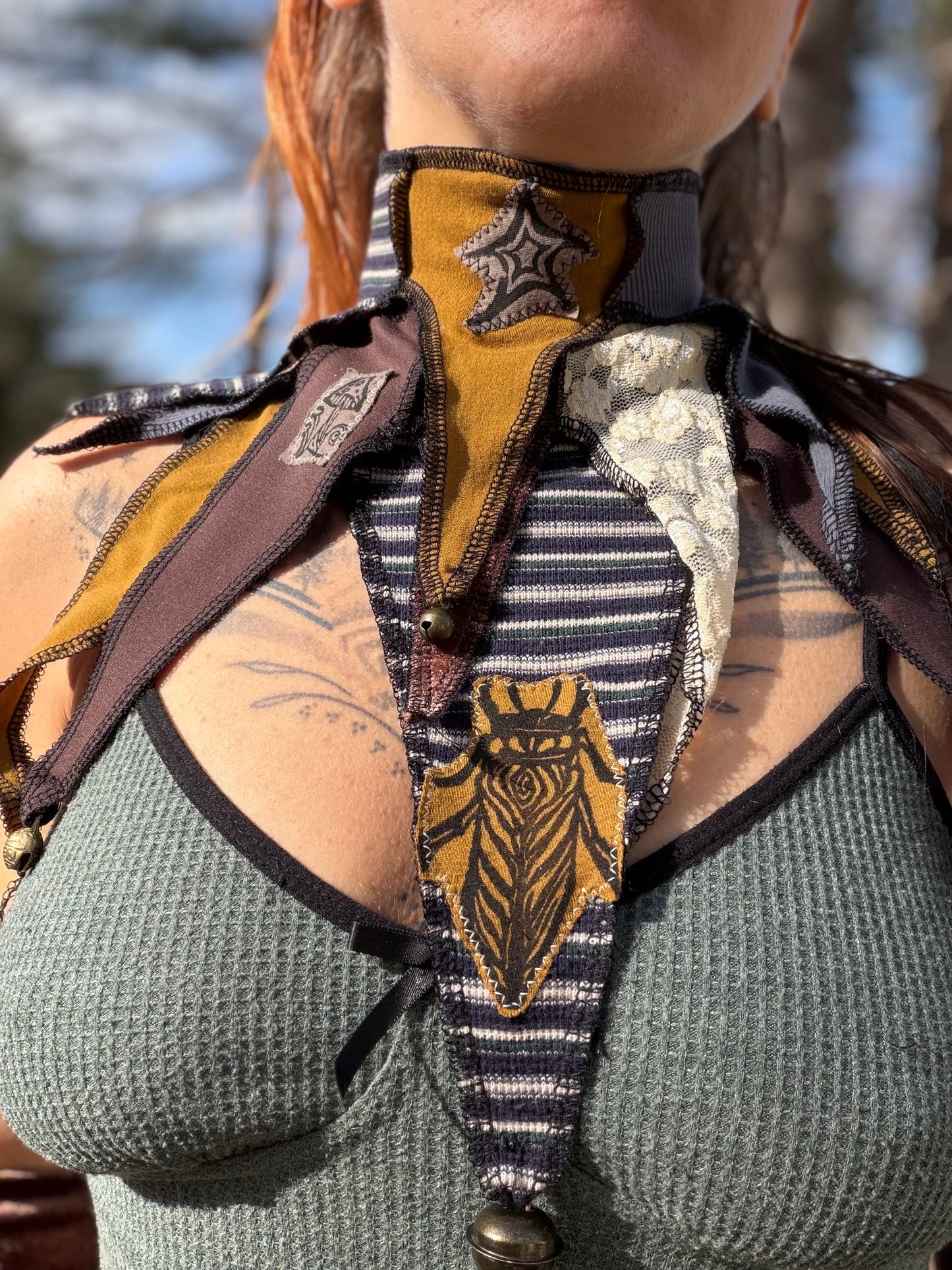 Sunshine Cicada Clown Collar
