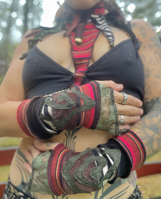 Sage Circus Arm Warmers