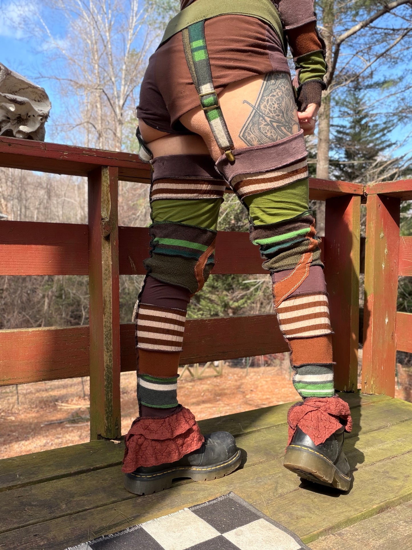 Forest Swirl Ruffle Leg Warmers with Garter Belt