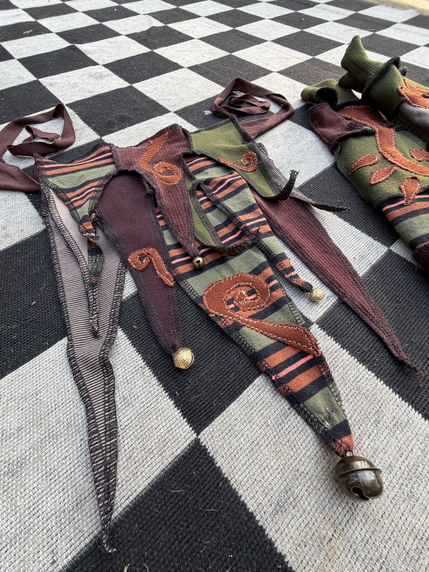 Desert Fern Clown Collar