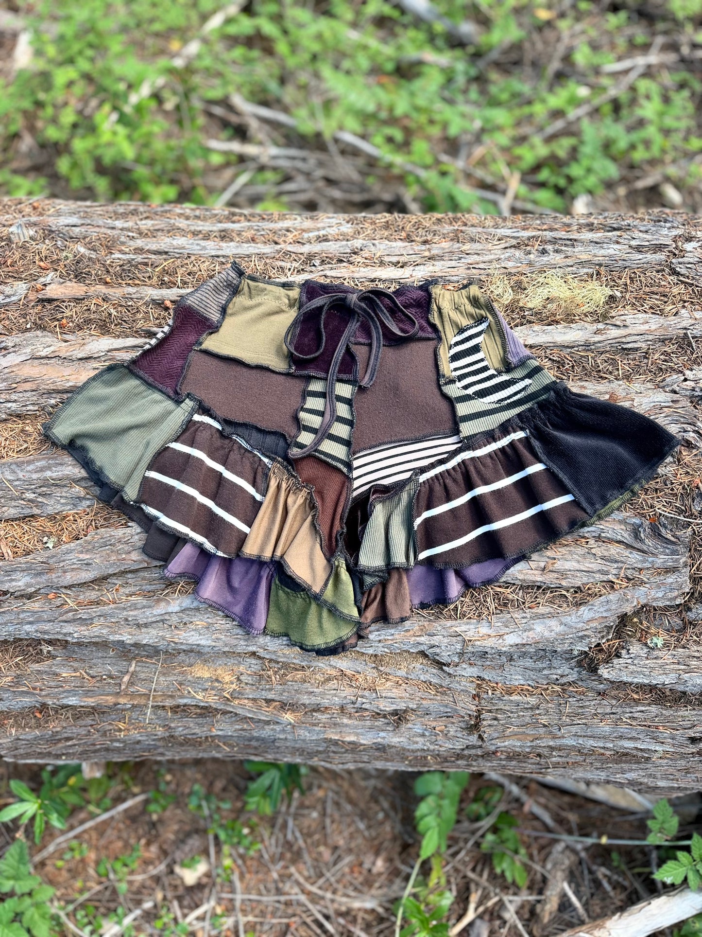 Moon Forest Ruffle Shorties