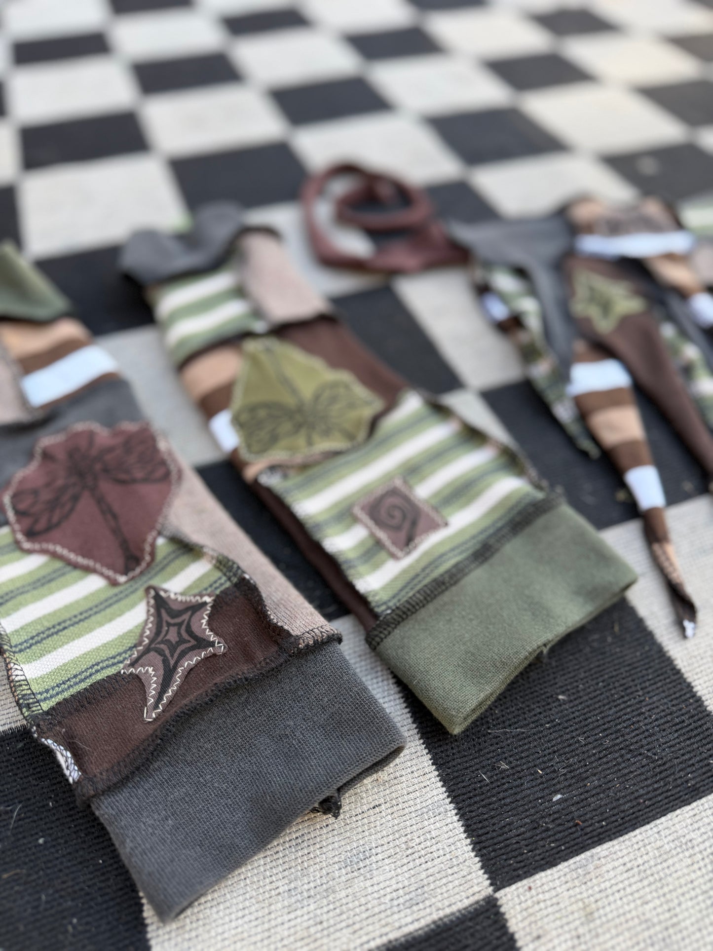 Blooming Fern Arm Warmers