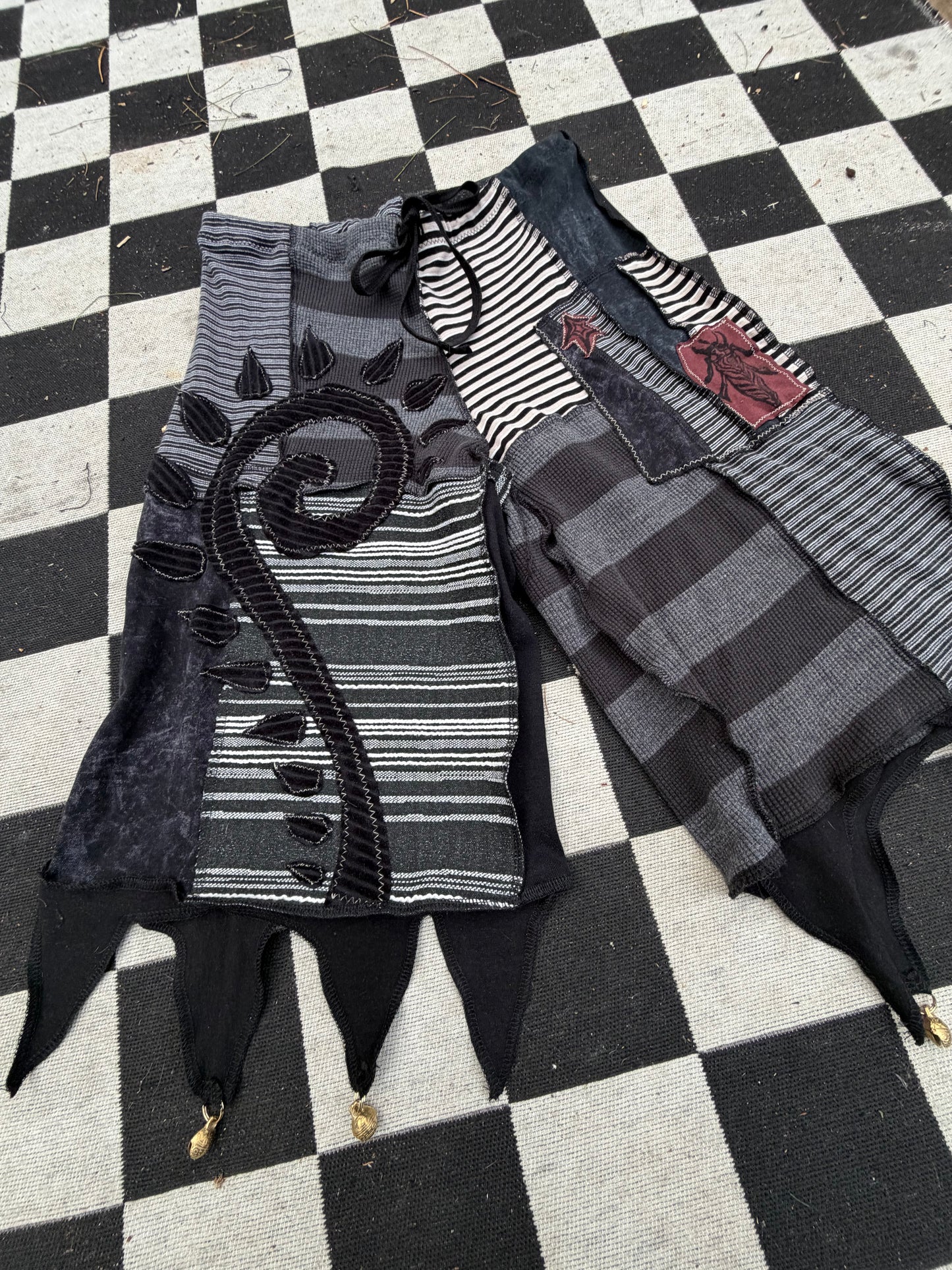 Black Fern Jester Bell shorts