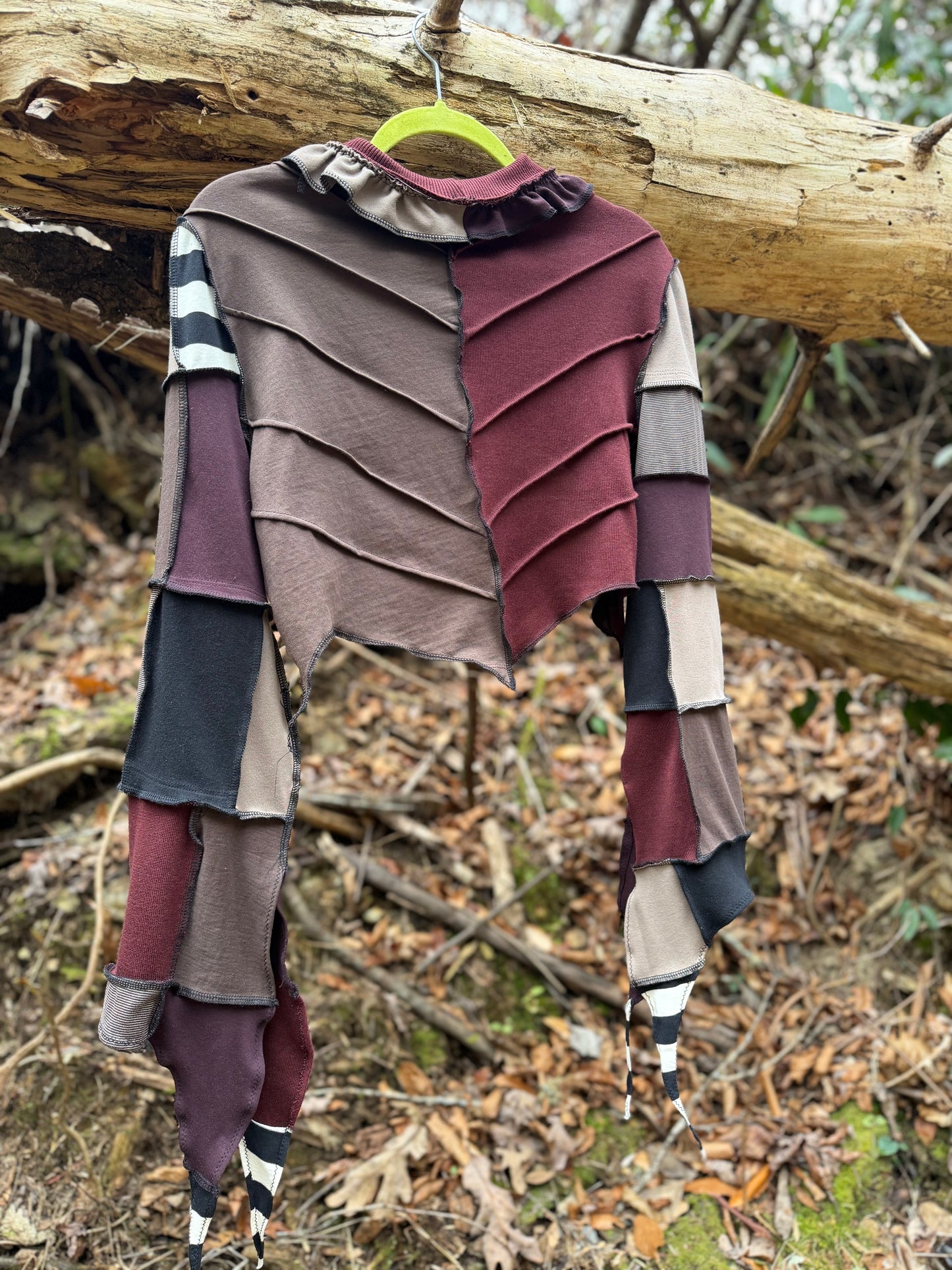 Regal Jester Leaf Pixie Bolero
