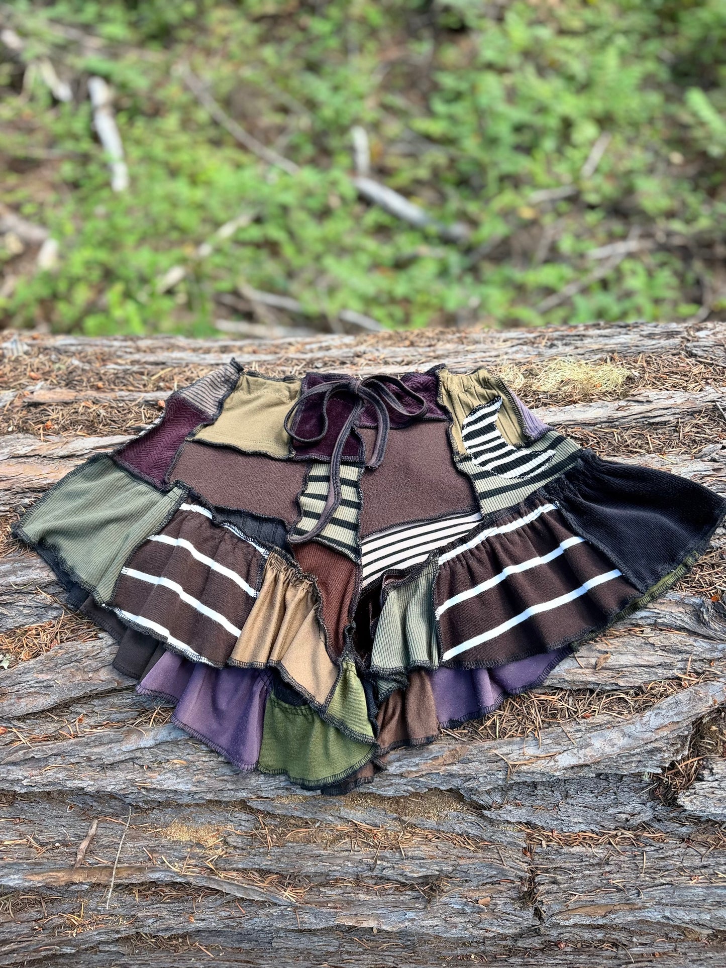 Moon Forest Ruffle Shorties