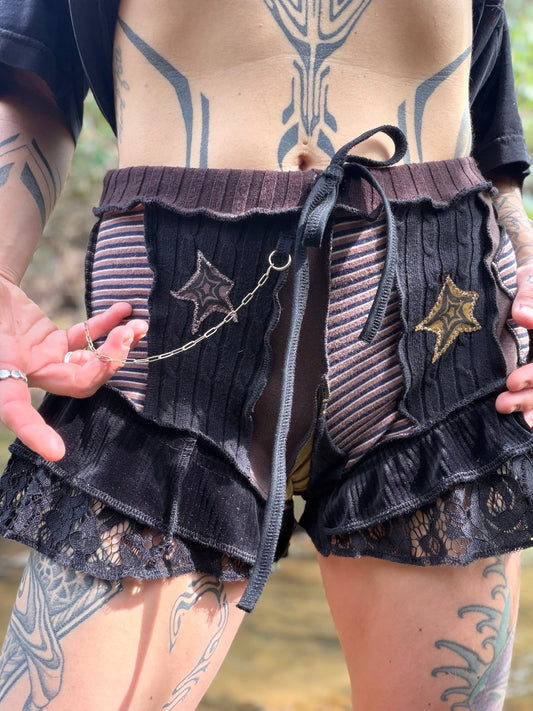 Stars & Stripes Lace Ruffle Shorts