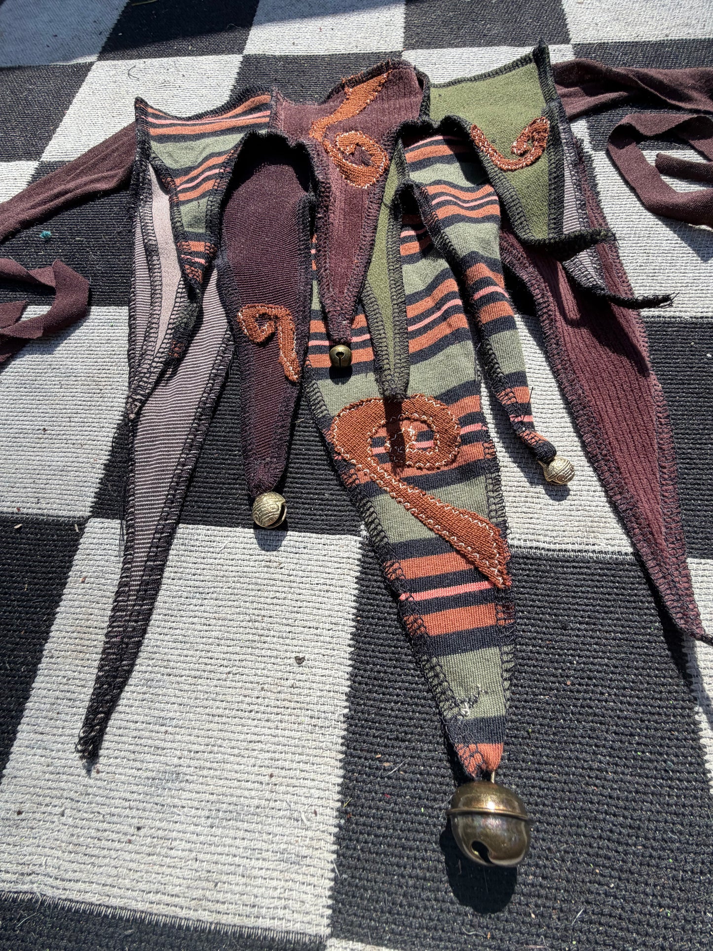 Desert Fern Clown Collar