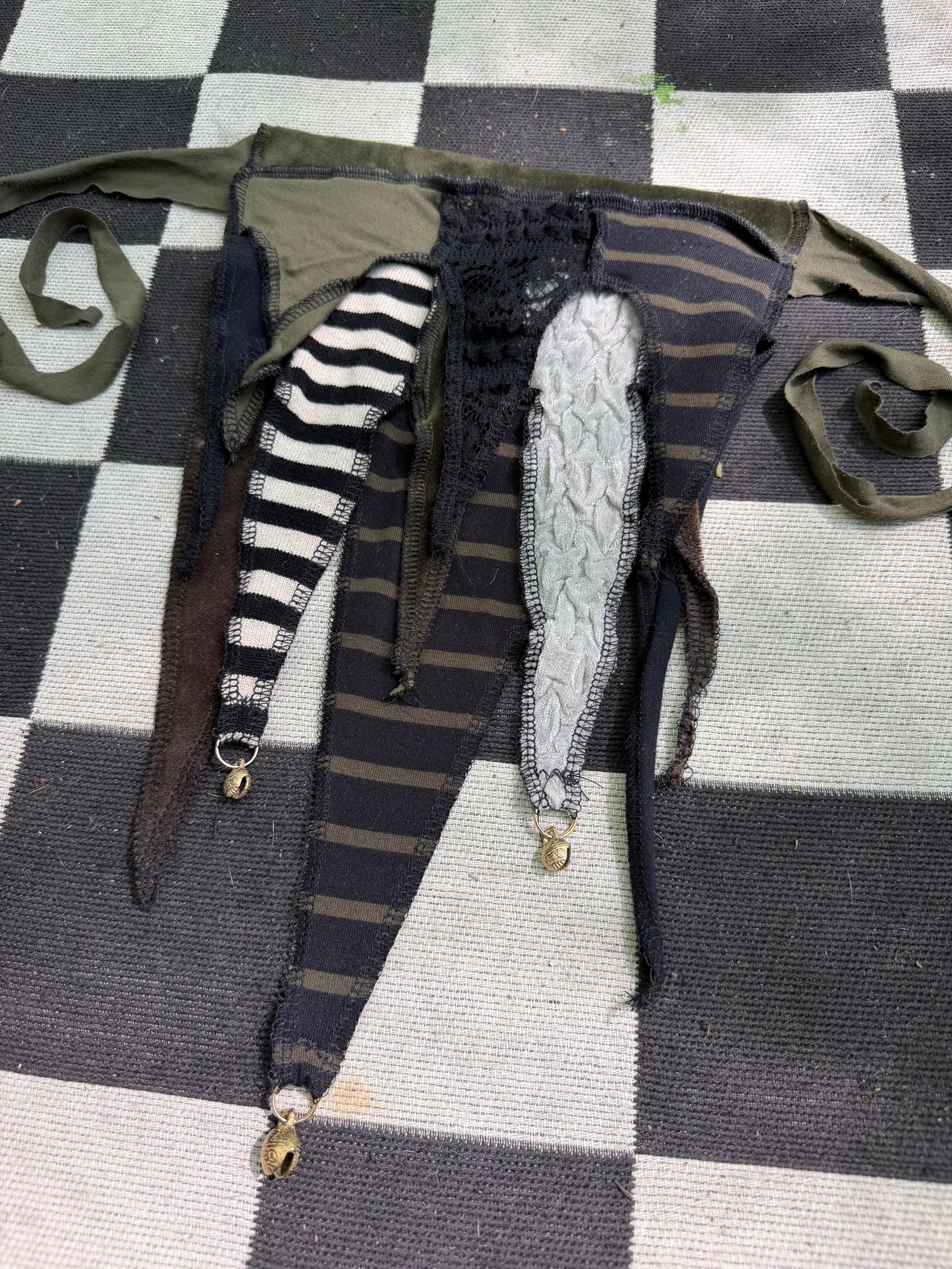 Dark Fae Clown Collar