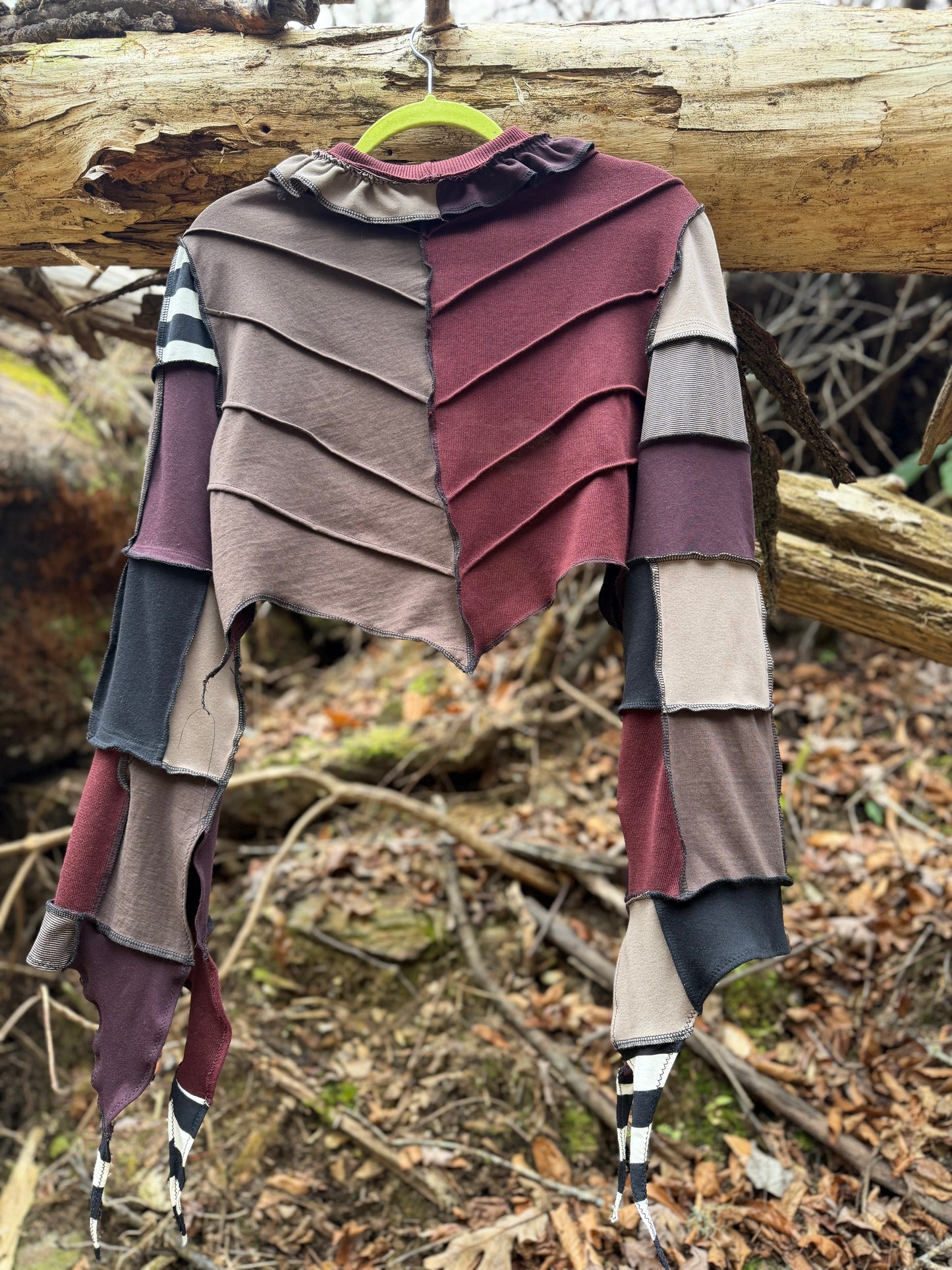 Regal Jester Leaf Pixie Bolero