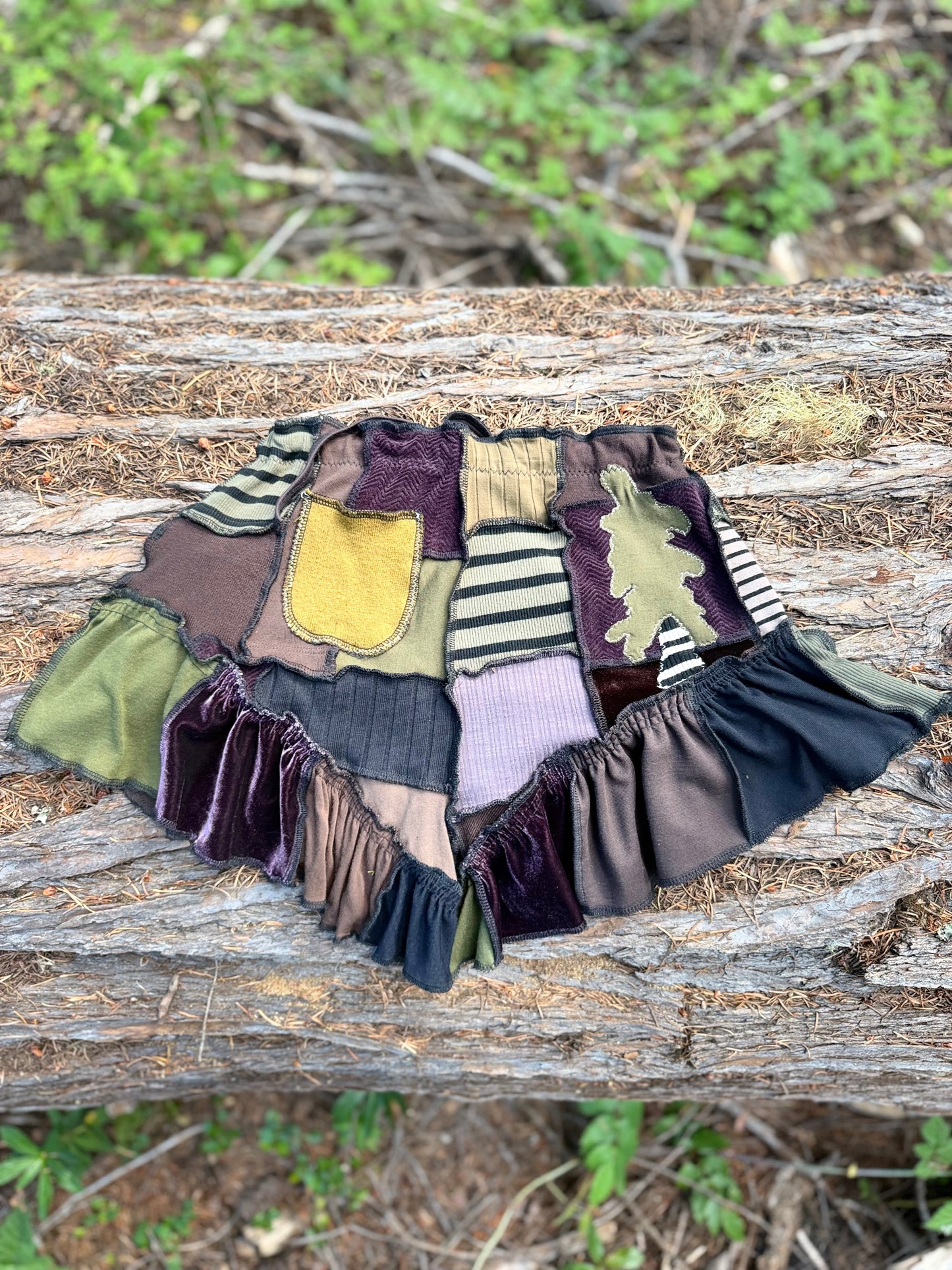 Moon Forest Ruffle Shorties