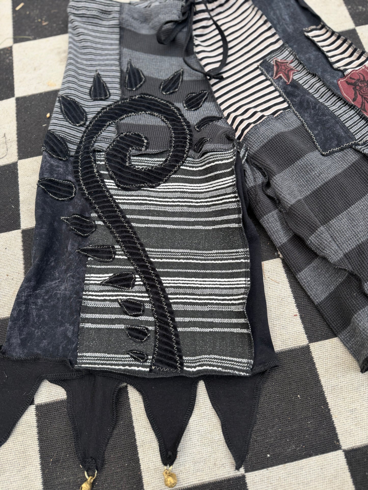 Black Fern Jester Bell shorts