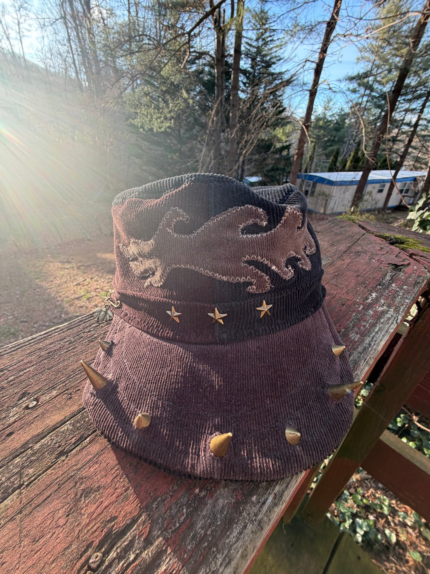 Abstract Frequency Train Hat