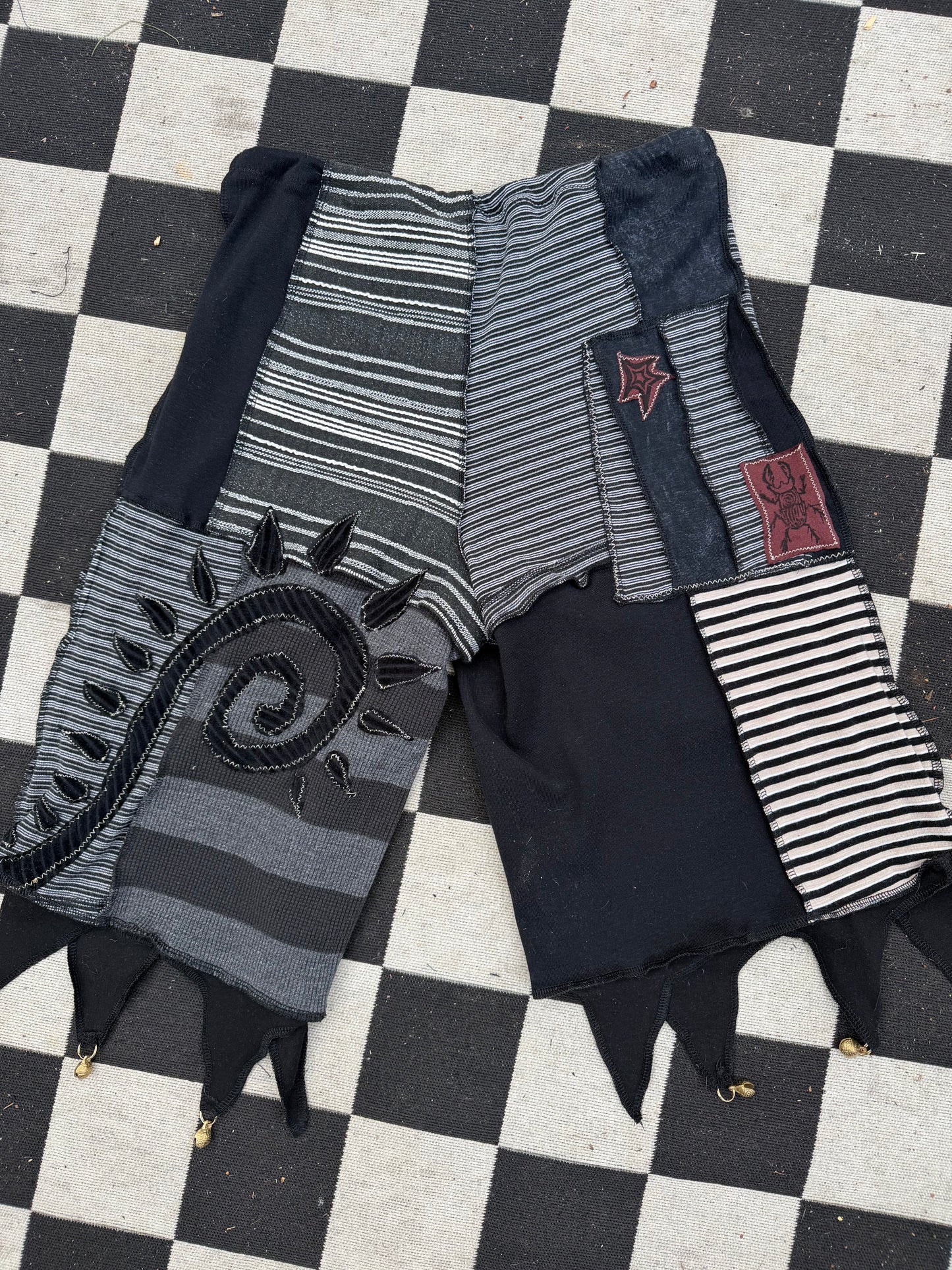 Black Fern Jester Bell shorts