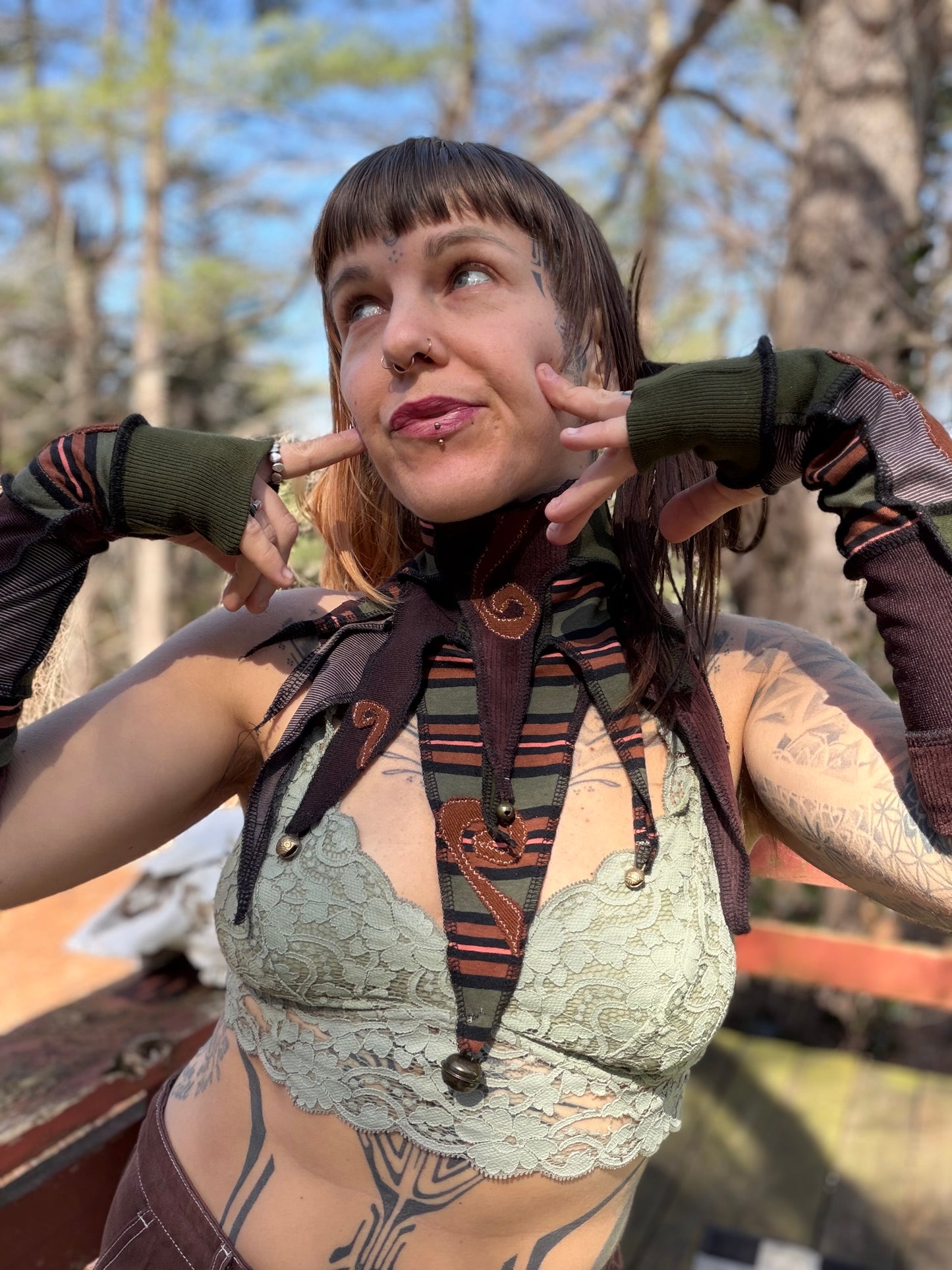 Desert Fern Clown Collar
